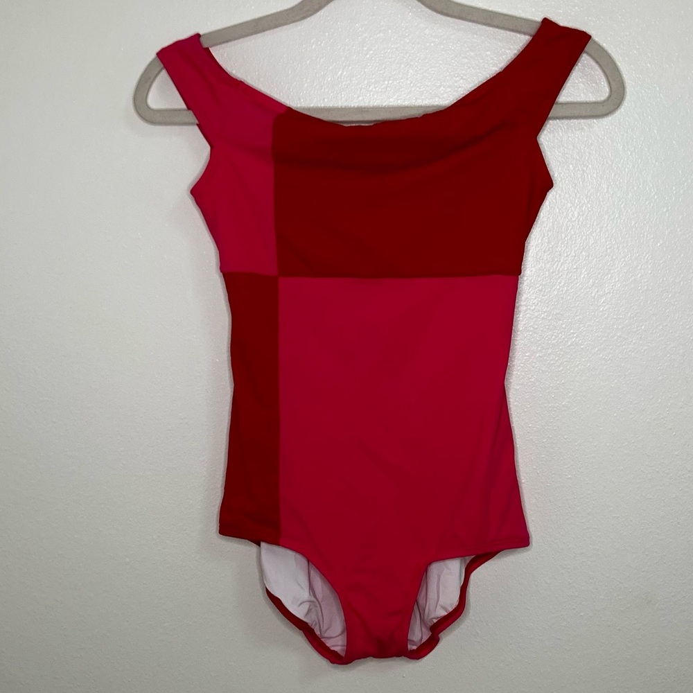 Hermoza red and pink colorblocked open back one piece swim suit